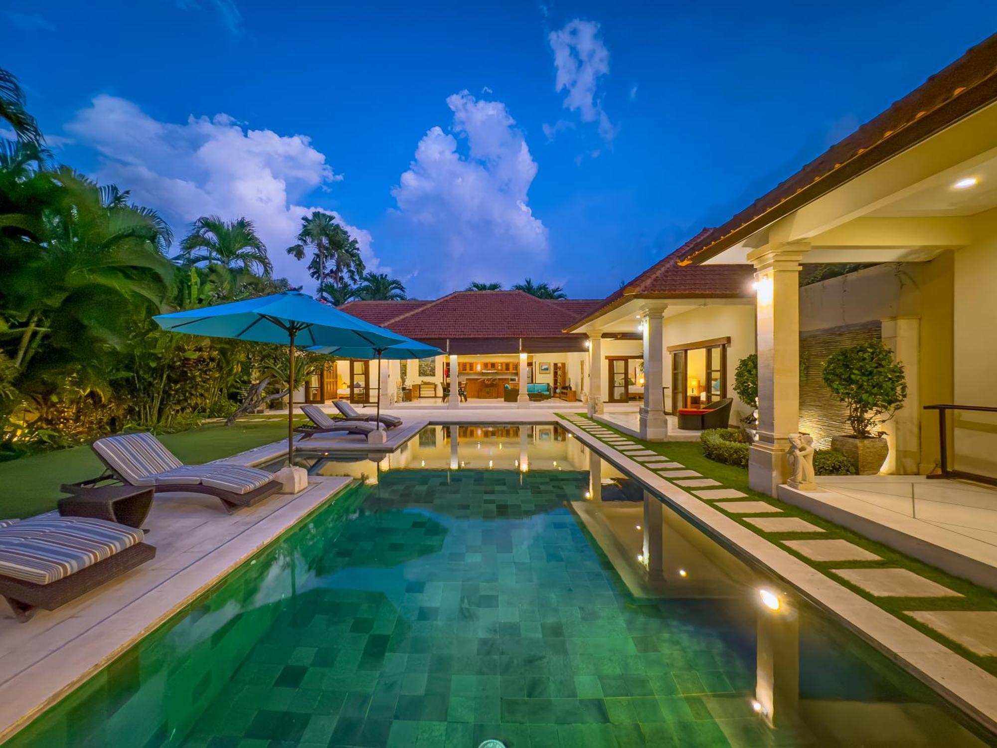 Villa Bugis Drupadi Seminyak Εξωτερικό φωτογραφία