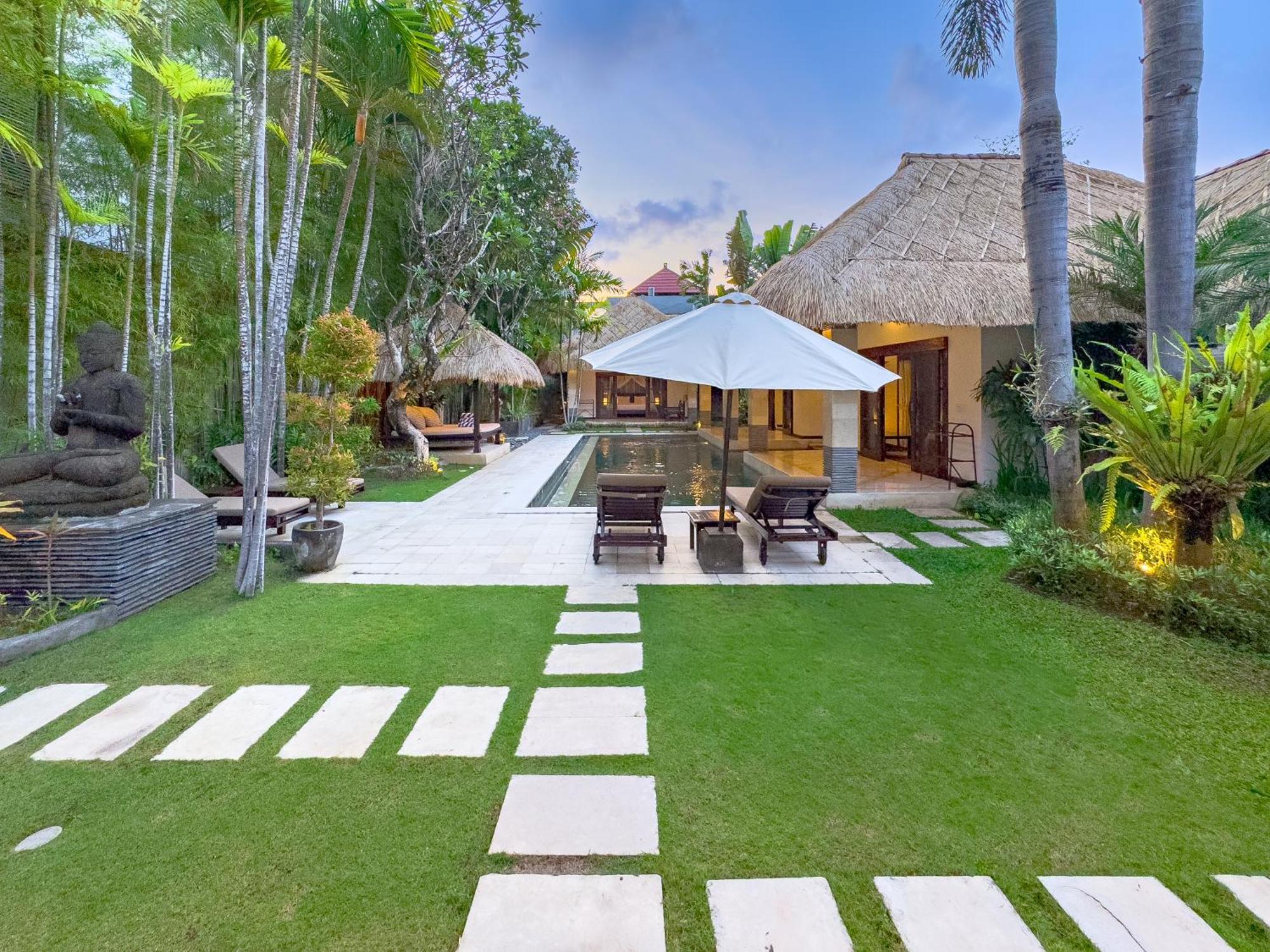 Villa Bugis Drupadi Seminyak Εξωτερικό φωτογραφία