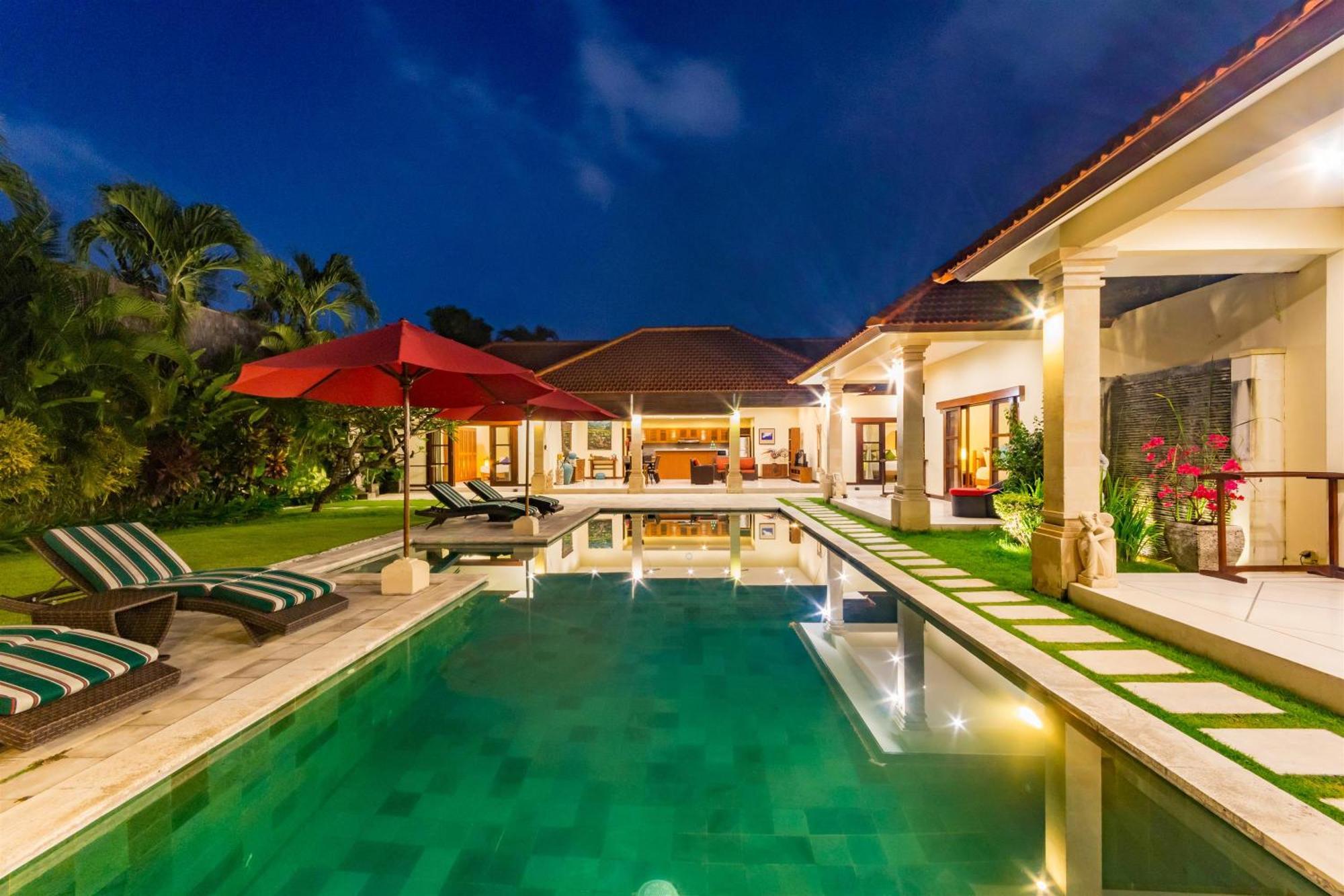 Villa Bugis Drupadi Seminyak Δωμάτιο φωτογραφία