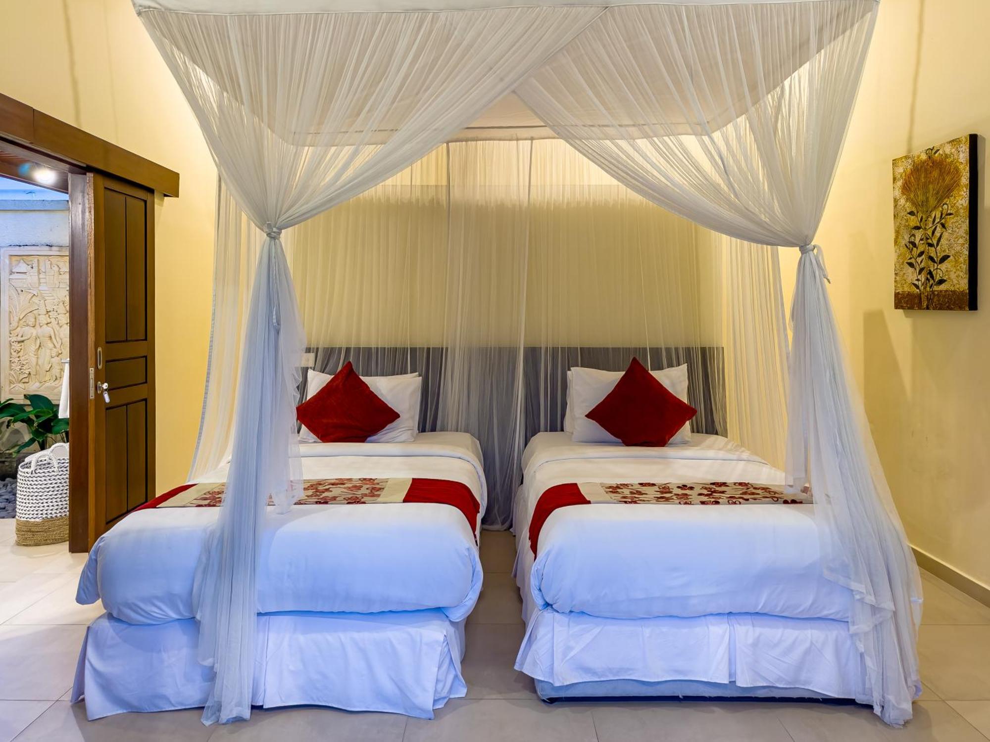 Villa Bugis Drupadi Seminyak Δωμάτιο φωτογραφία