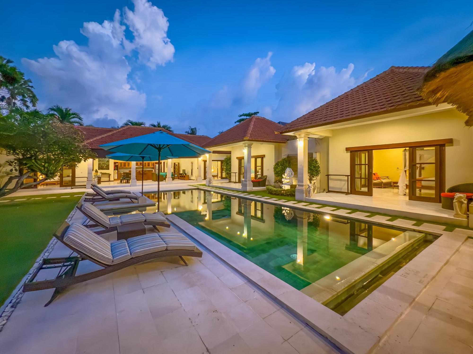 Villa Bugis Drupadi Seminyak Δωμάτιο φωτογραφία