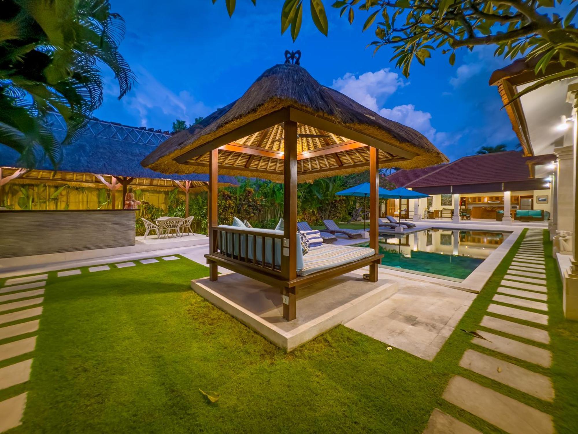 Villa Bugis Drupadi Seminyak Δωμάτιο φωτογραφία