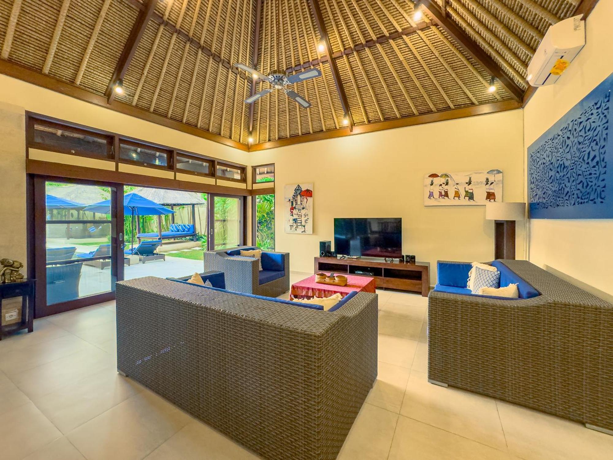 Villa Bugis Drupadi Seminyak Δωμάτιο φωτογραφία