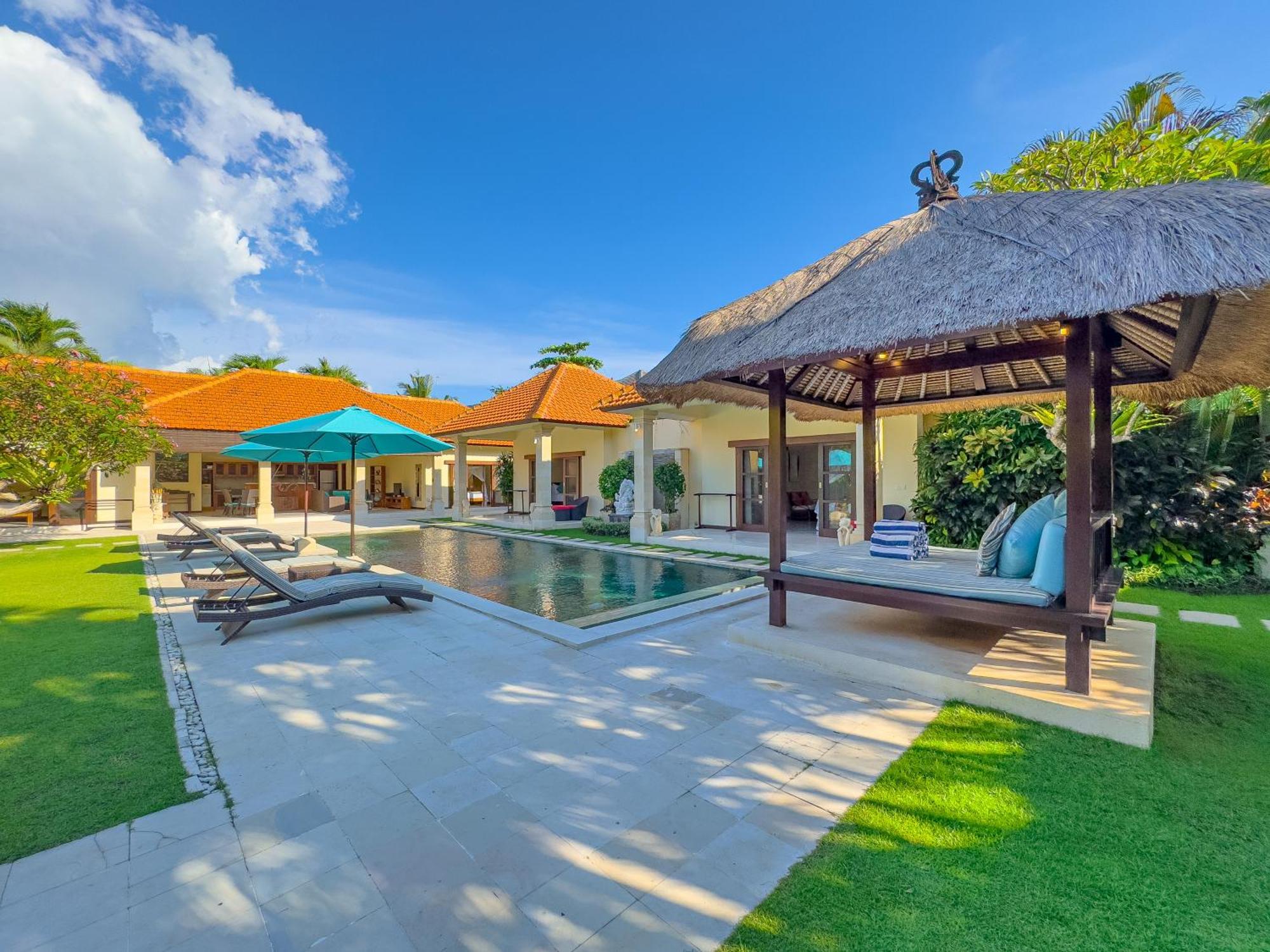 Villa Bugis Drupadi Seminyak Δωμάτιο φωτογραφία
