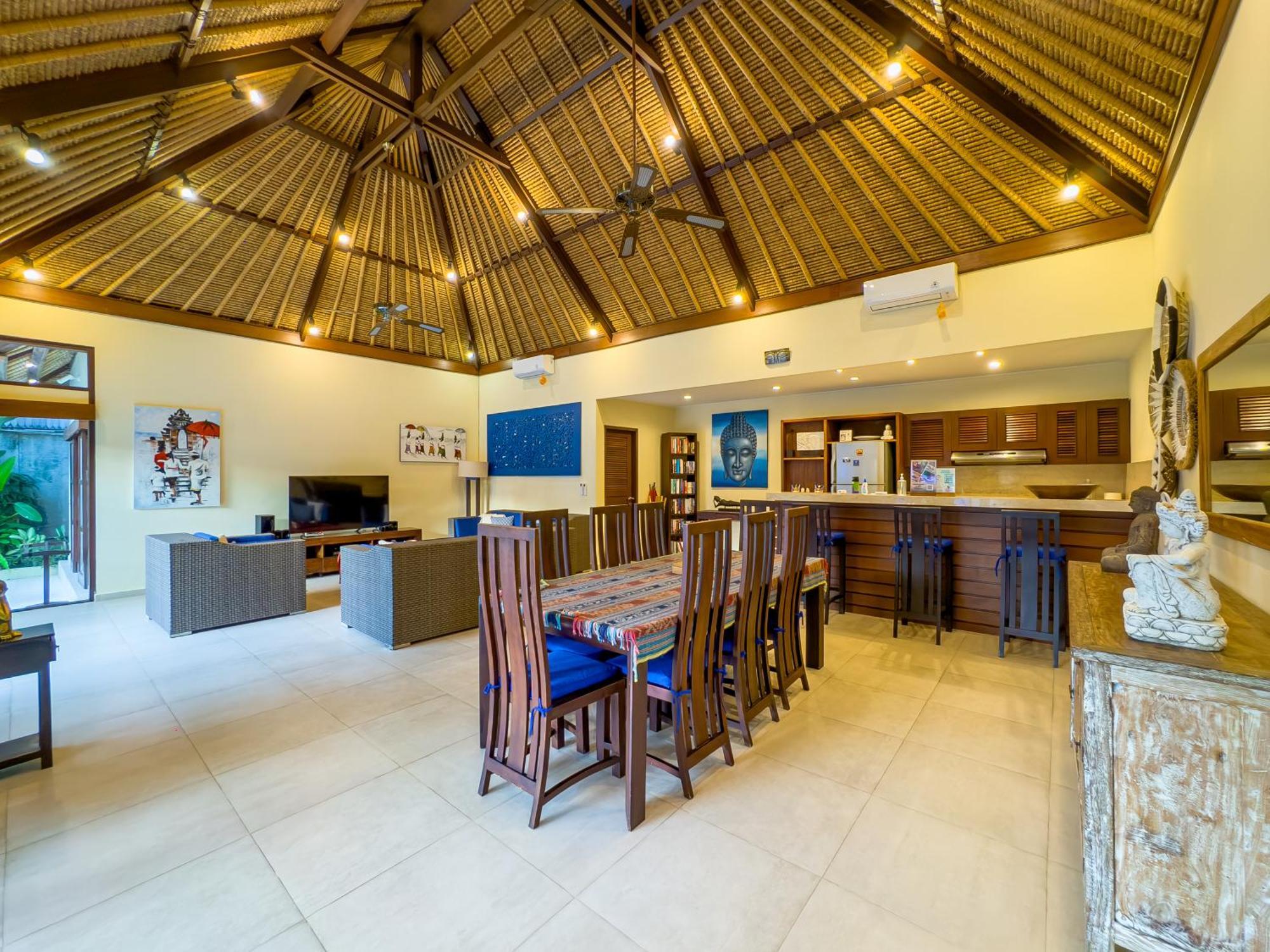 Villa Bugis Drupadi Seminyak Δωμάτιο φωτογραφία